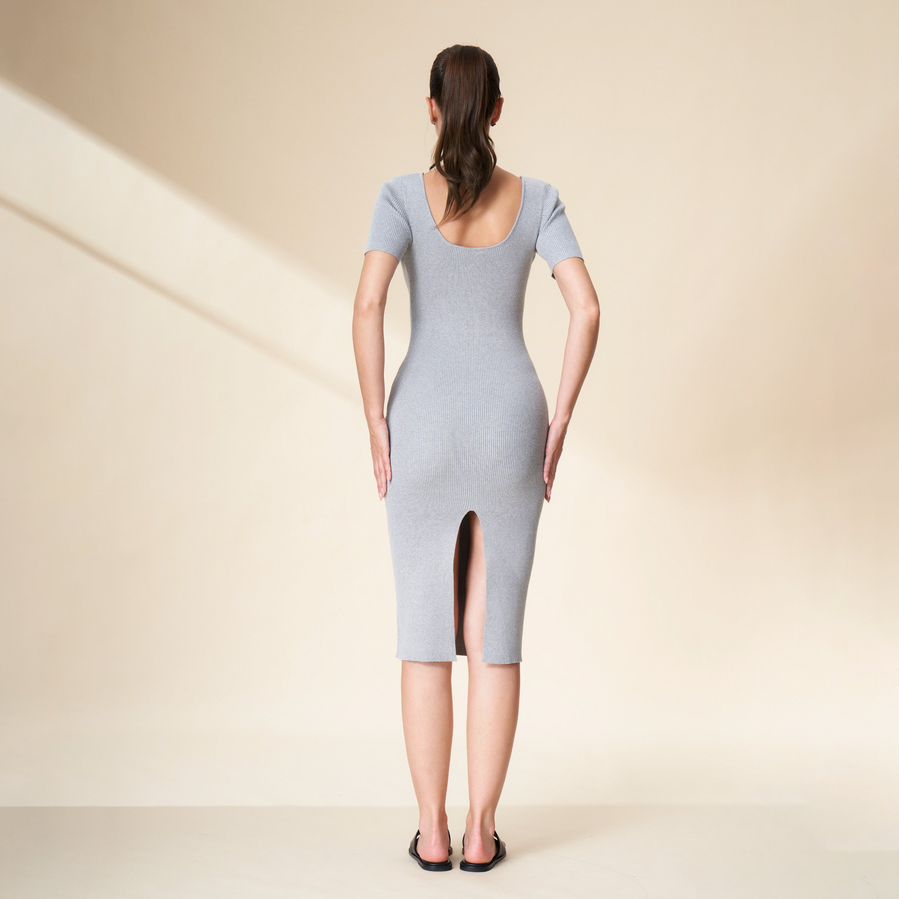 Ribbed Knit Sweetheart Neck Midi Dress